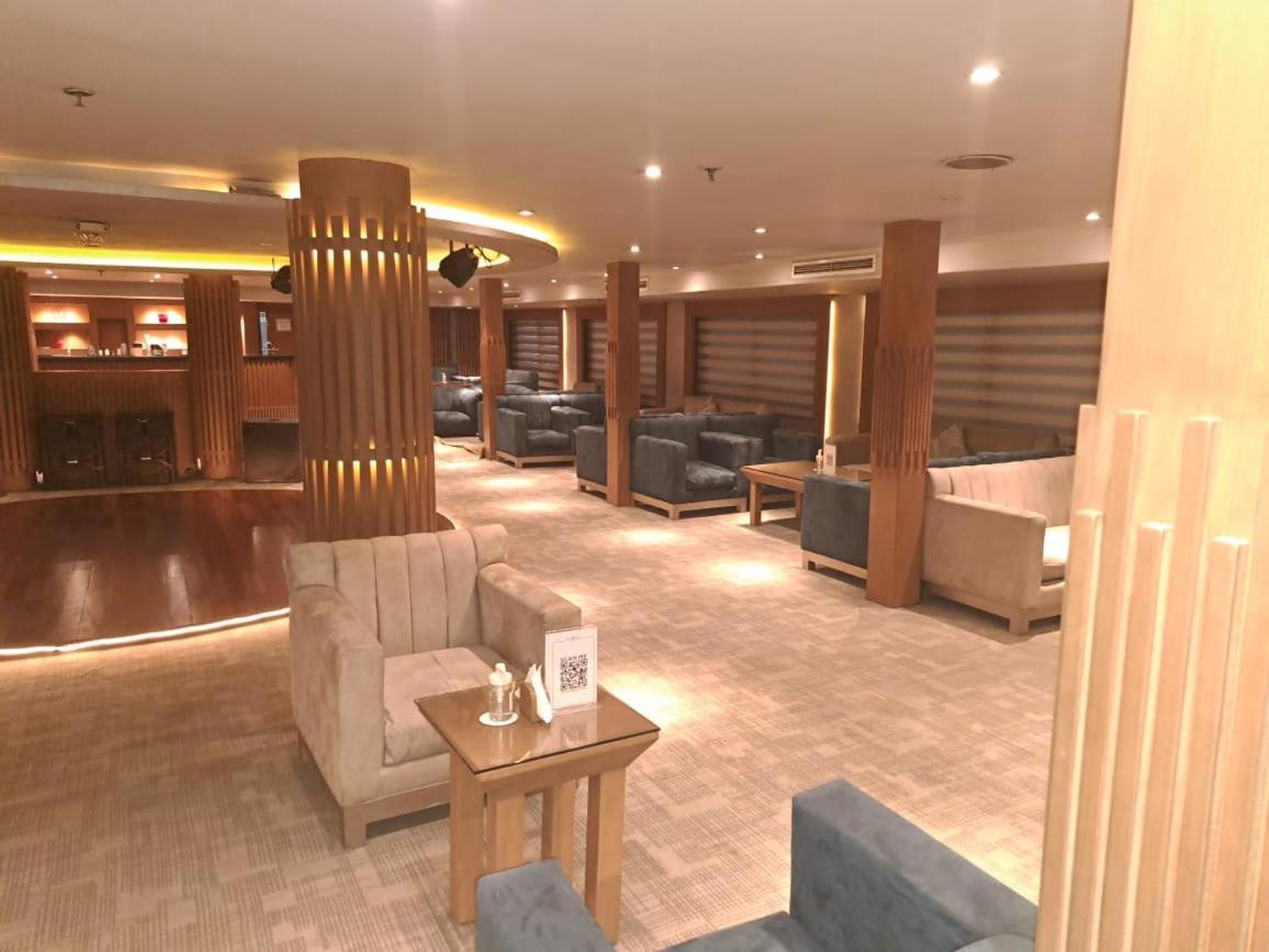 Hotel Five Star Nile Cruise From Aswan To Luxor Zewnętrze zdjęcie
