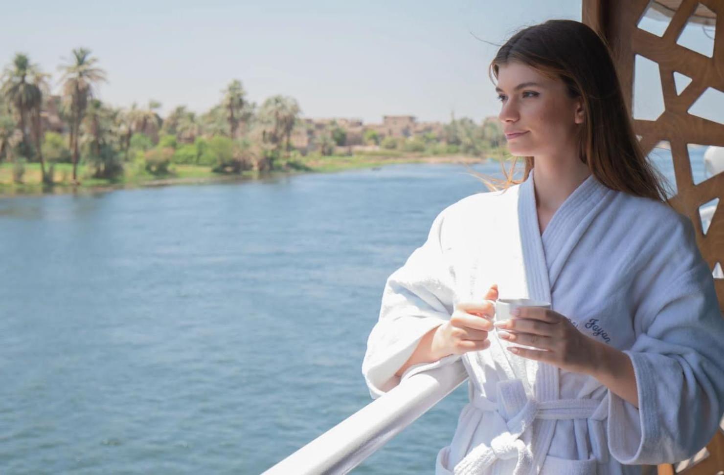 Hotel Five Star Nile Cruise From Aswan To Luxor Zewnętrze zdjęcie